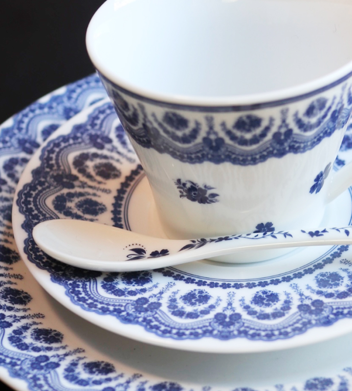ポーセラーツのカップ&ソーサー